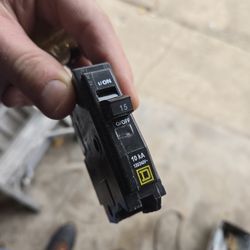 15 & 20 Amp Qo Breakers