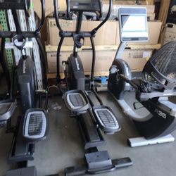 Nordictrack Airglide 7i Elliptical  - 15% incline -5% decline - 380$