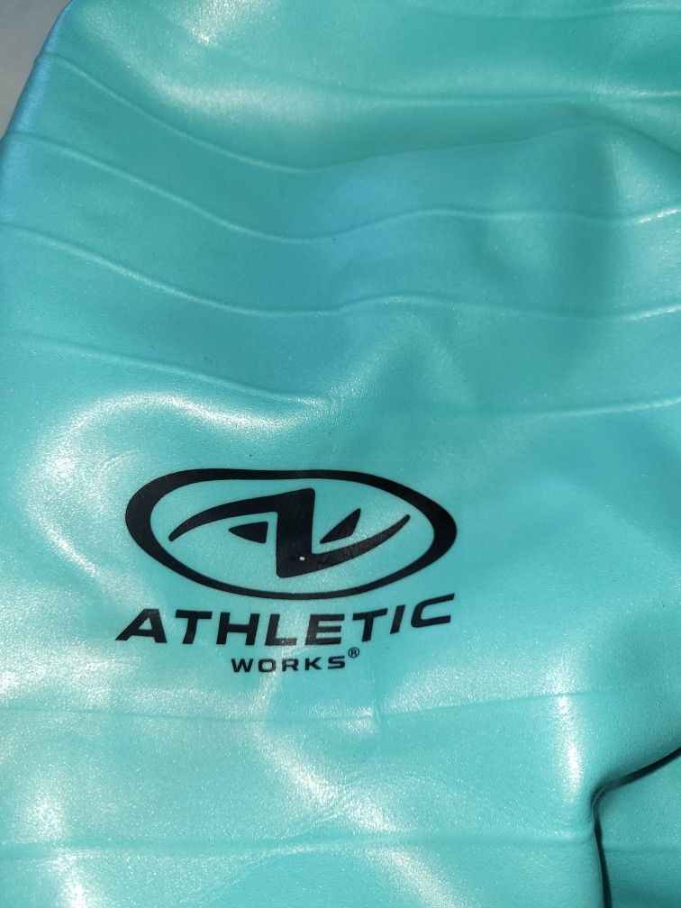 Inflatable exercise ball