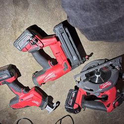 MILWAUKEE 3 Tool Kit 