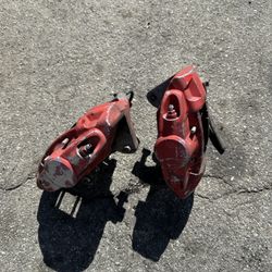 Infiniti G37 Rear Akebono Brake Calipers
