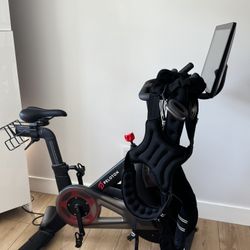 PELOTON FOR SALE 