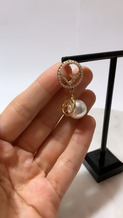 Gold Plated Full Pearl F Stick Geometric Round Pearl Earring