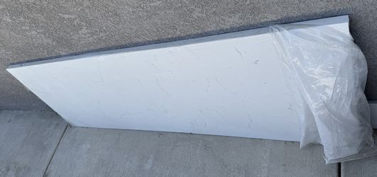 Mila Bianco Swan Quartz Bathroom Countertop