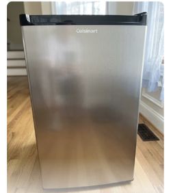 Cuisinart refrigerator