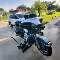 2011 Harley Davidson FLHTPI