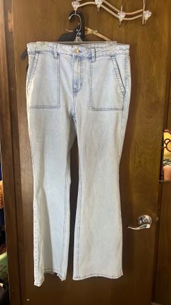 Light wash jeans