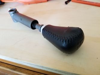 05 Subaru WRX stock shifter and knob