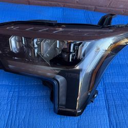 2022 2023 2025 Toyota Tundra TRD PRO headlight LH