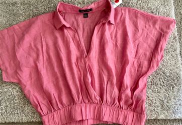 Pink Top. Size Large