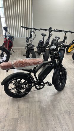 Moped style Ebike top speed 28mph