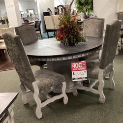 4 Chair Dinning Table 