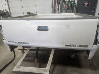 Toyota Tundra Tailgate