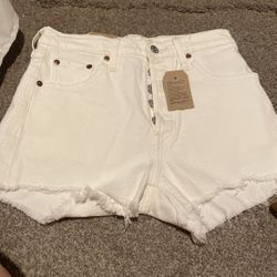 Levi Strauss White 501 Shorts  Size 25in