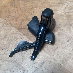 Shimano 6870 DI2 Shift/brake Lever Set