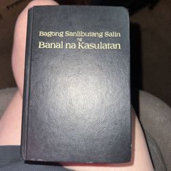 Bagong Sanlibutang Salin Ng Banal Na Kasulatin Book