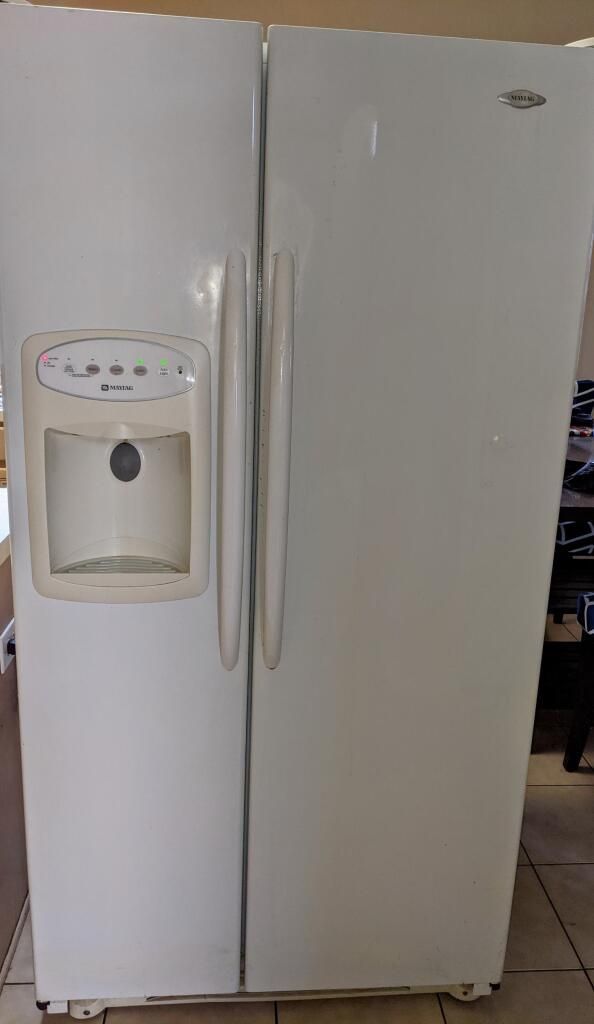 Maytag MSD2655HEW 26 Cu. Ft. Side by Side Refrigerator with PuriClean II Retractable Water/Ice Filter & Dual Cool System: White