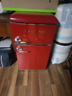 Mini Refrigerator