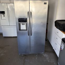 Frigidaire Refrigerator Gallery Edition