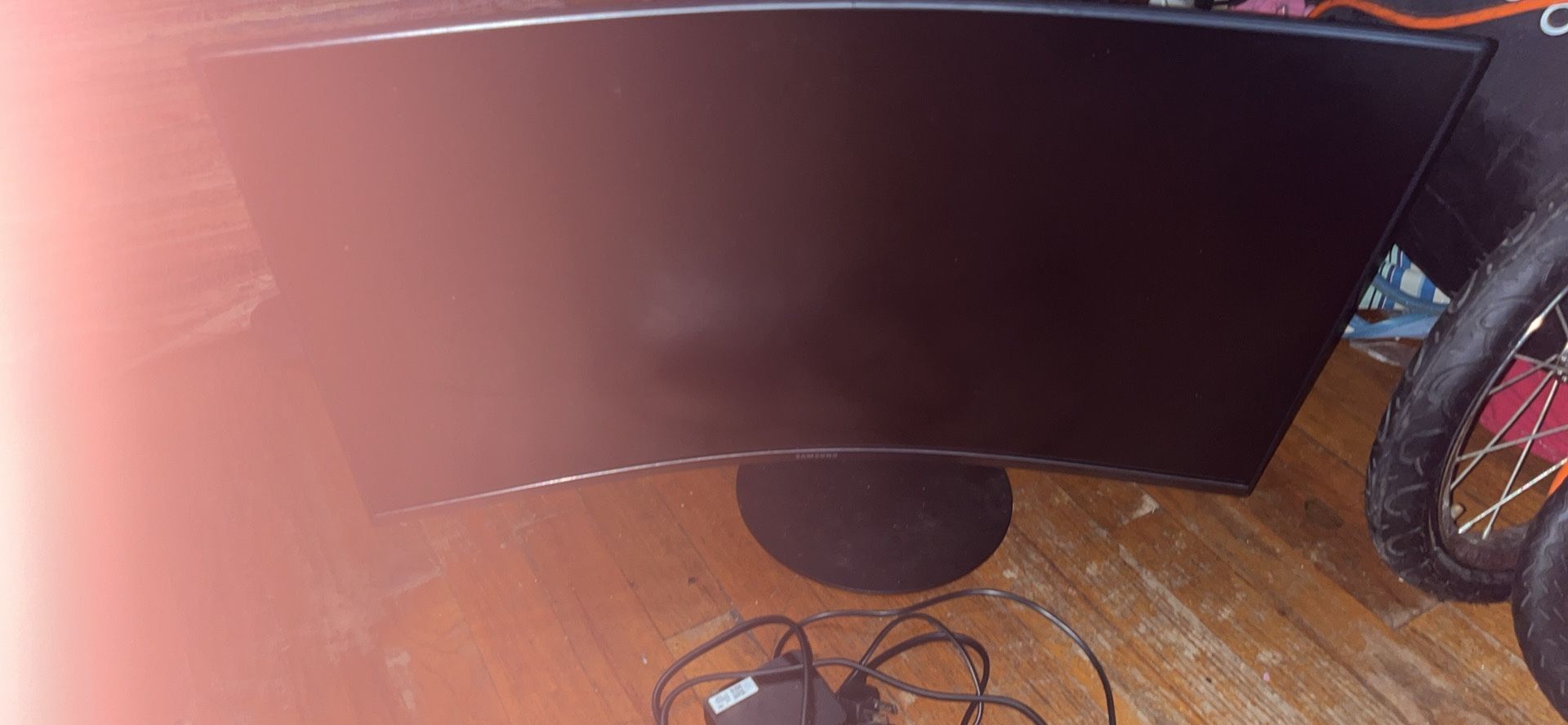27” Inch Curved Monitor