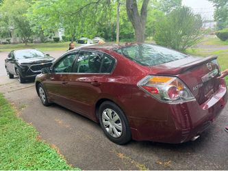 2011 Nissan Altima miles 153