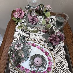 Victorian flower decor with candles