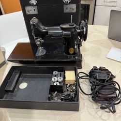 Singer Sewing Machine