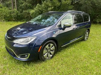 2017 Chrysler Pacifica Hybrid
