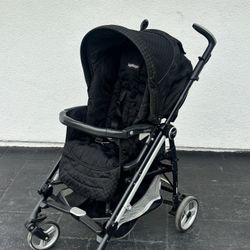 LIKE NEW PEG PEREGGO REVIRSIBLE STROLLER