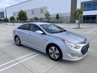 2013 Hyundai sonata hybrid