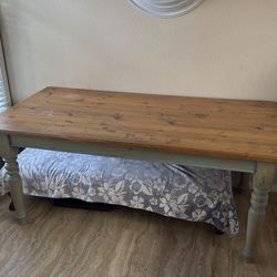 Pine table