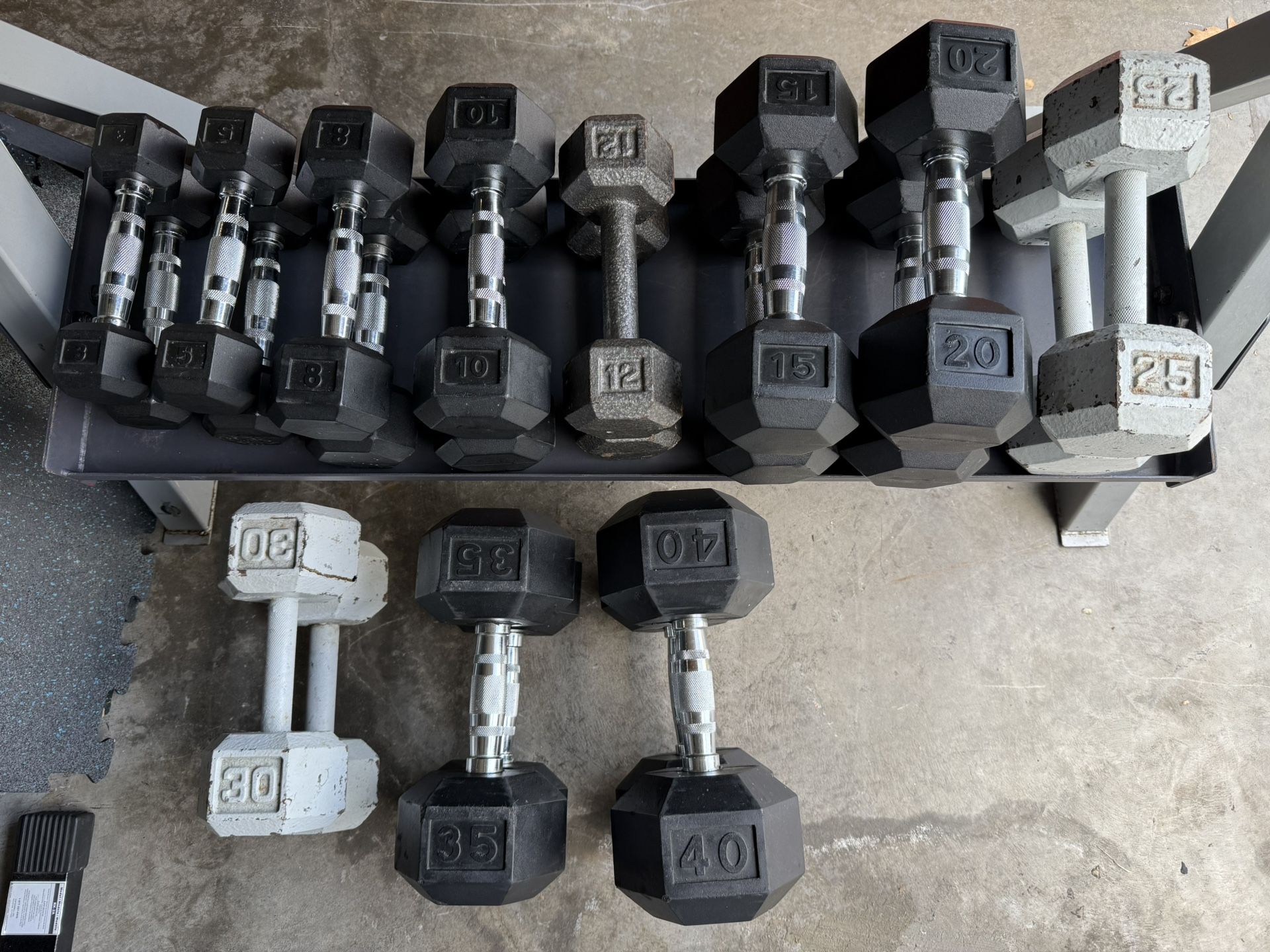 🚨 prices In Description🚨 Rubber And Steel Hex Dumbbells