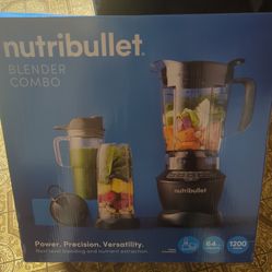SMOOTHIE?    Nutribullet do it all blender combo