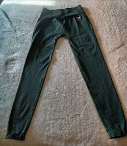 Gymshark large leggings/Pick up in Tulare