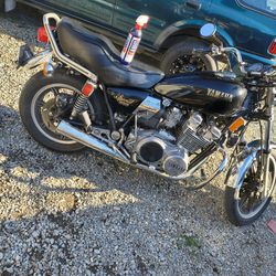 850 Triple Yamaha 1980