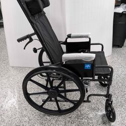 Brand New - Open Box- Medline 18" Wheel Chair Never Used