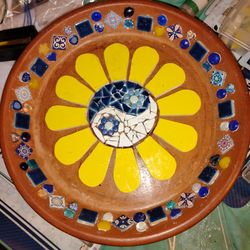 This is going to be a bird bath.  16" in diameter.  Don't know how much yet. It's really beautiful.