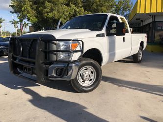 FORD F250SD DIESEL 2015 SUPERCAB 4X4 141K MILES CON PASAPORTE SIN LICENCIA SIN PAPELES SIN PROBLEMA PREGUNTA POR ROBERTO