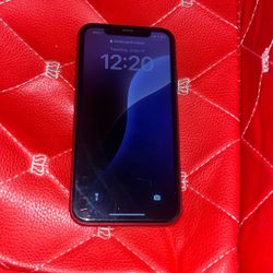 iPhone XR-64gb Unlocked (RED)