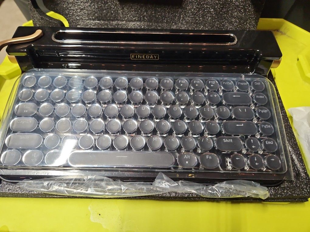 Computer Keyboard And Typewriter 