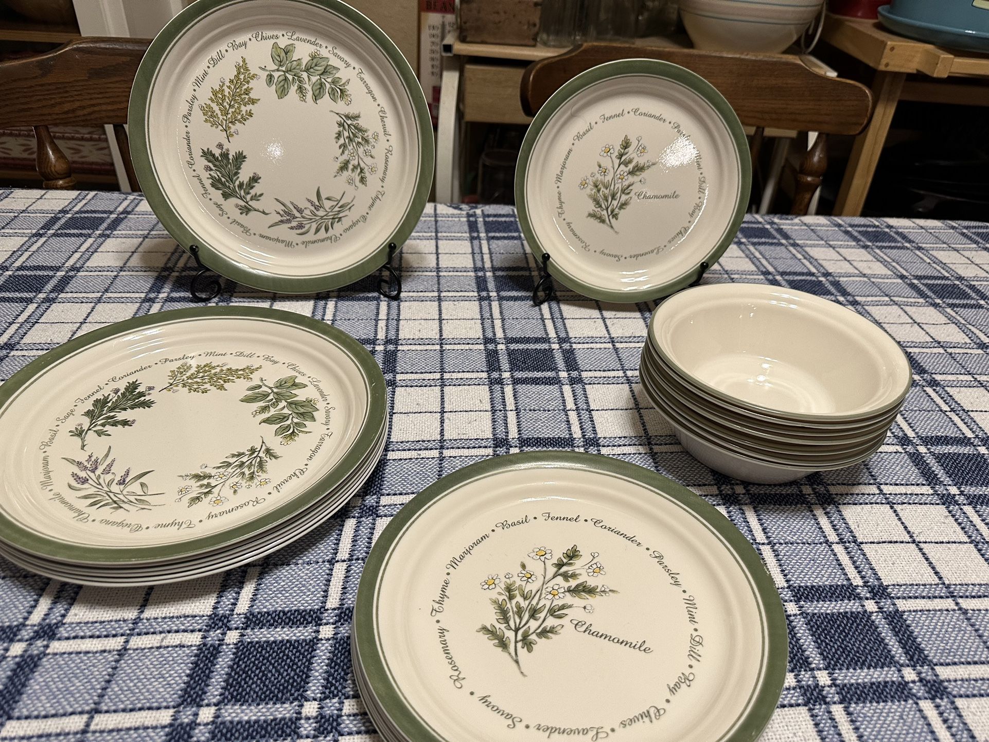 Corelle Thymeless Herbs Dinnerware Set Service For 7