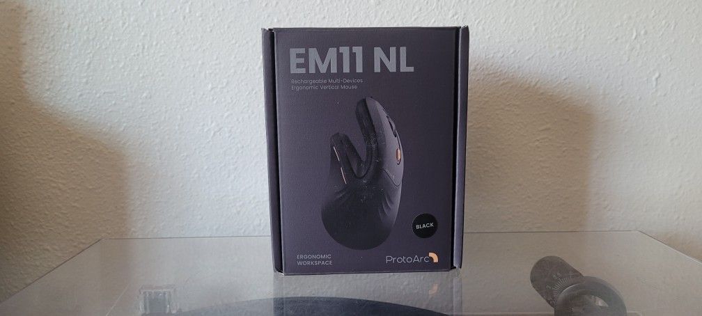 EM11 NL mouse 