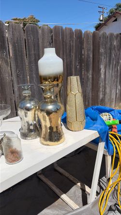 Gold big vases