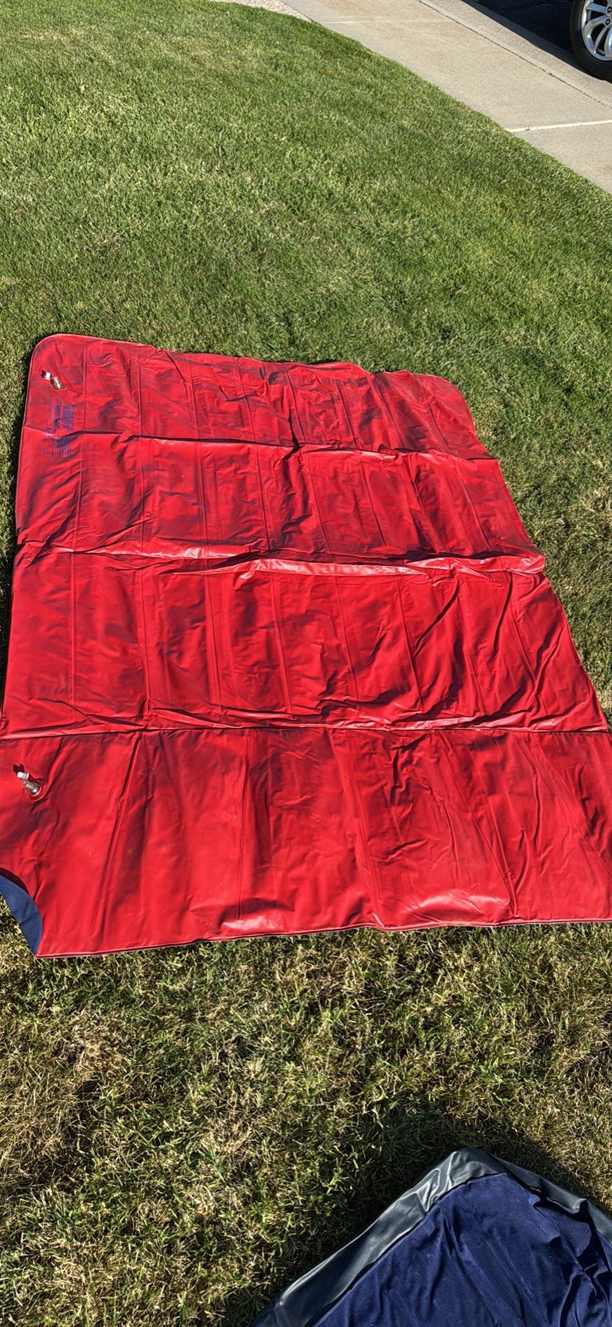 Full size air mattress