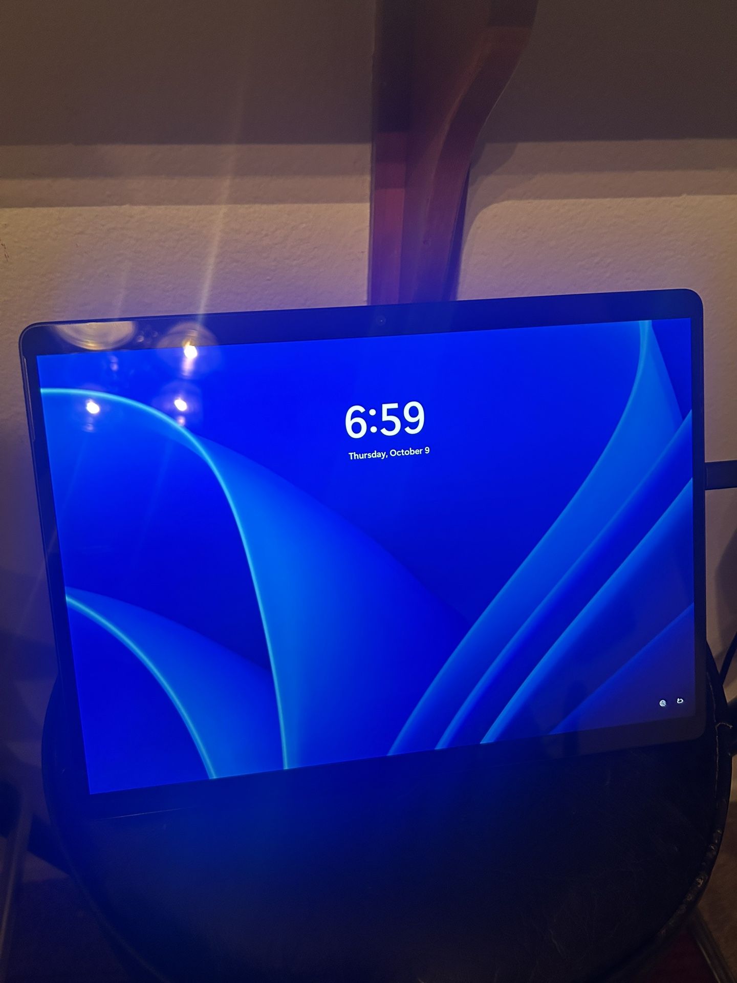Microsoft Surface Pro 8. 13’ 400$ Or Trade For A Kids Dirtbike, Or Something Same Value Thanks For👀
