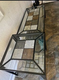 Coffee Table Very Nice Like New Natural stones Heavy