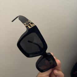 Louis Vuitton Millionaire 1.1 Z1165E Black Gold Sunglasses 