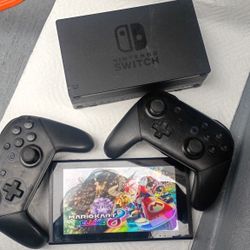 Nintendo Switch With Mario Kart 8 Deluxe