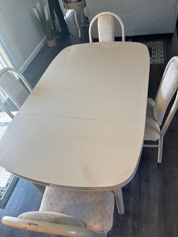 Kitchen set with 4 chairs