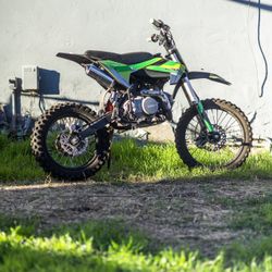 125 cc dirt bike motorcycle